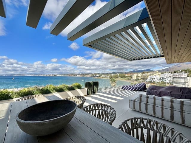 2 Zimmer Apartment zu verkaufen in Estepona mit Pool Garage - 2.300.000 € (Ref: 5181986)