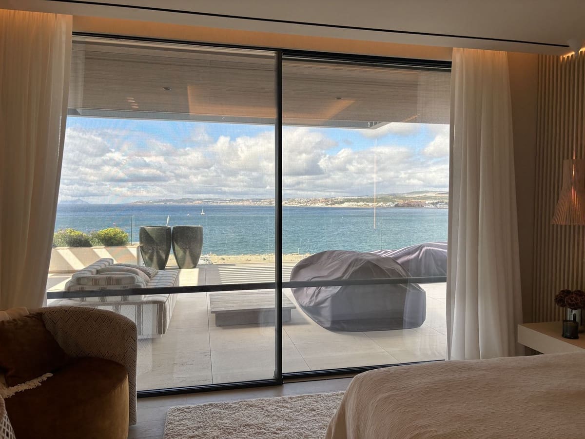 2 soveværelse Lejlighed til salg i Estepona med swimmingpool garage - € 2.300.000 (Ref: 5181986)