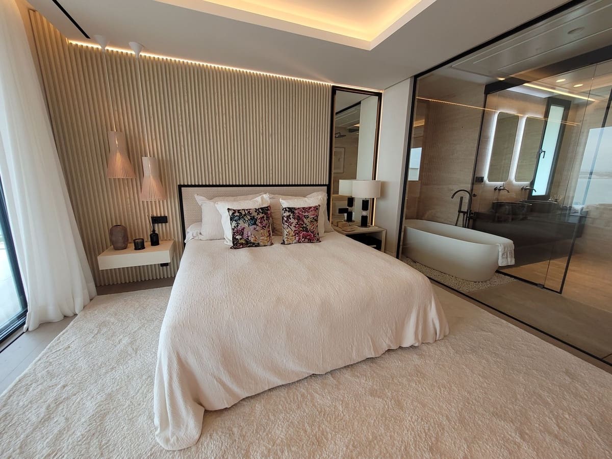 3 quarto Penthouse para venda em Estepona com piscina garagem - 4 290 000 € (Ref: 6288280)