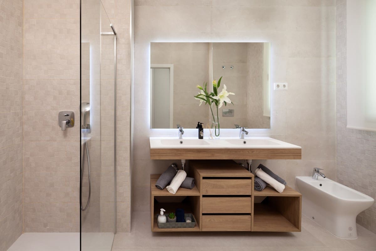 3 sypialnia Penthouse na sprzedaż w Casares z basenem garażem - 927 000 € (Ref: 6312443)