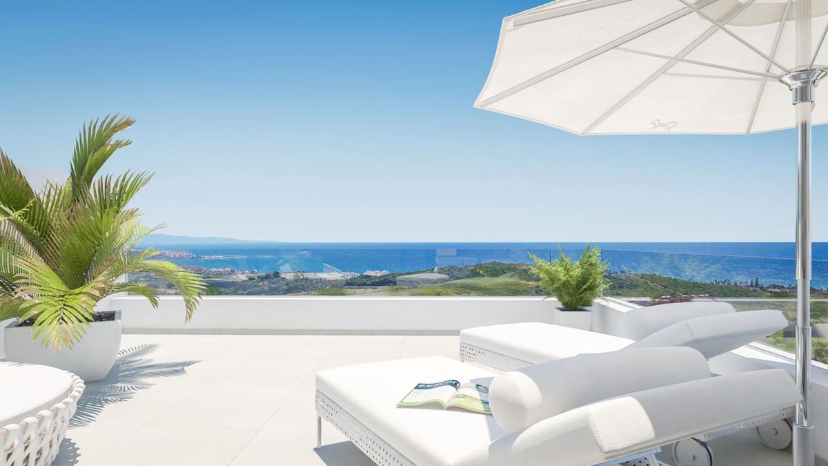 3 sypialnia Penthouse na sprzedaż w Casares z basenem garażem - 927 000 € (Ref: 6312443)