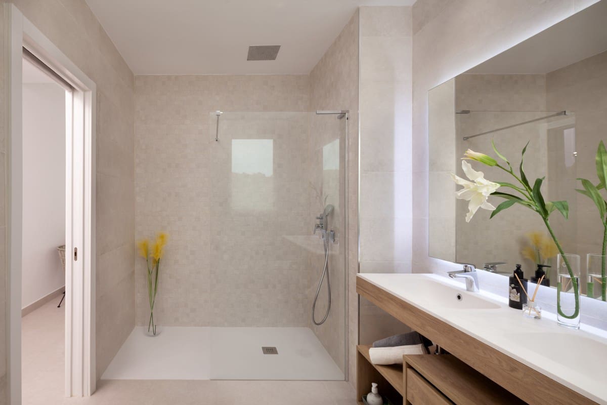 3 sypialnia Penthouse na sprzedaż w Casares z basenem garażem - 927 000 € (Ref: 6312443)