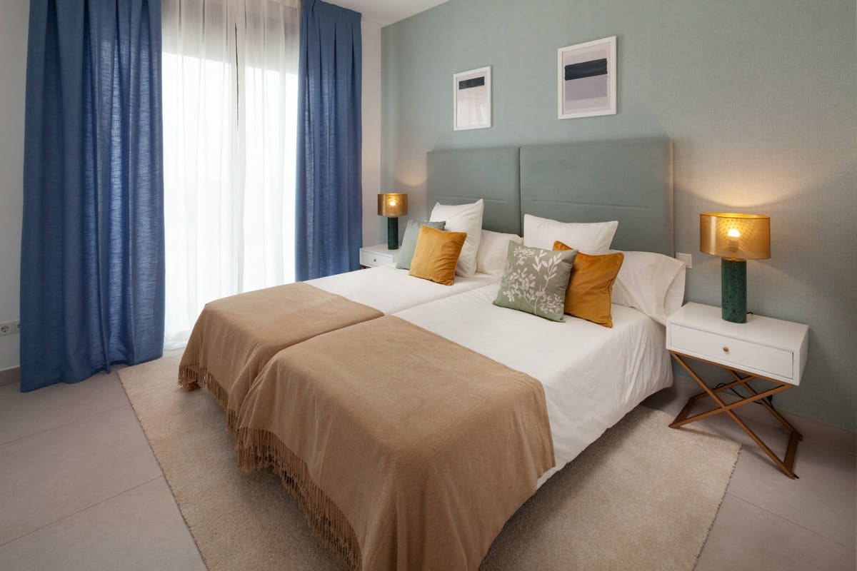 3 sypialnia Penthouse na sprzedaż w Casares z basenem garażem - 927 000 € (Ref: 6312443)