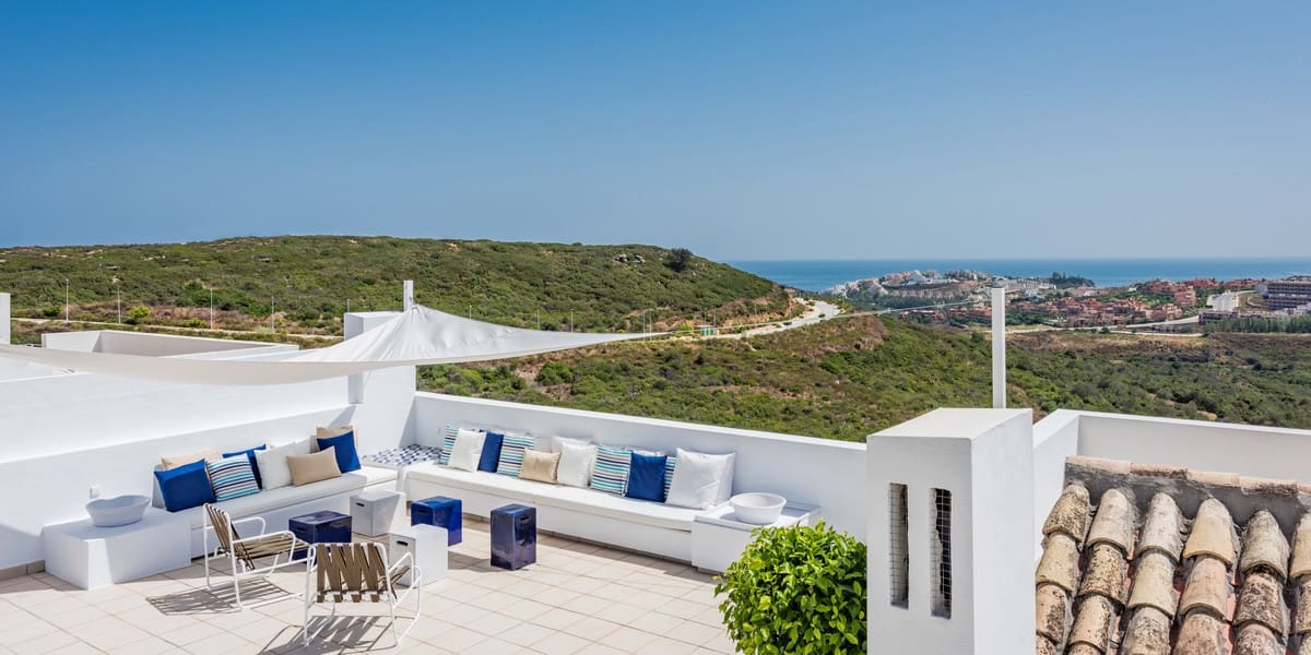 3 soveværelse Penthouse til salg i Casares med swimmingpool garage - € 1.021.000 (Ref: 6312443)