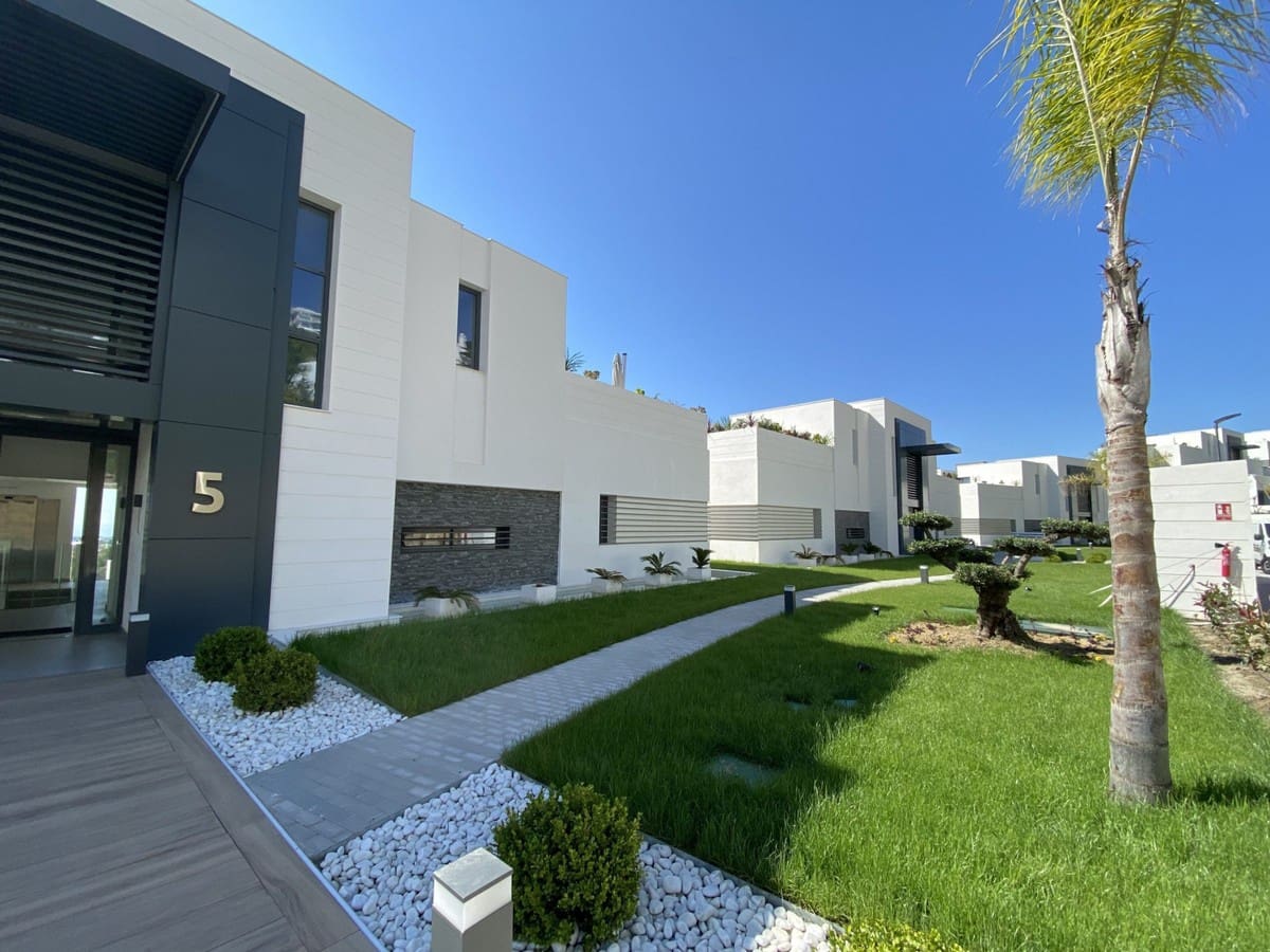 2 slaapkamer Penthouse te koop in Benahavis met zwembad garage - € 1.027.000 (Ref: 6469550)