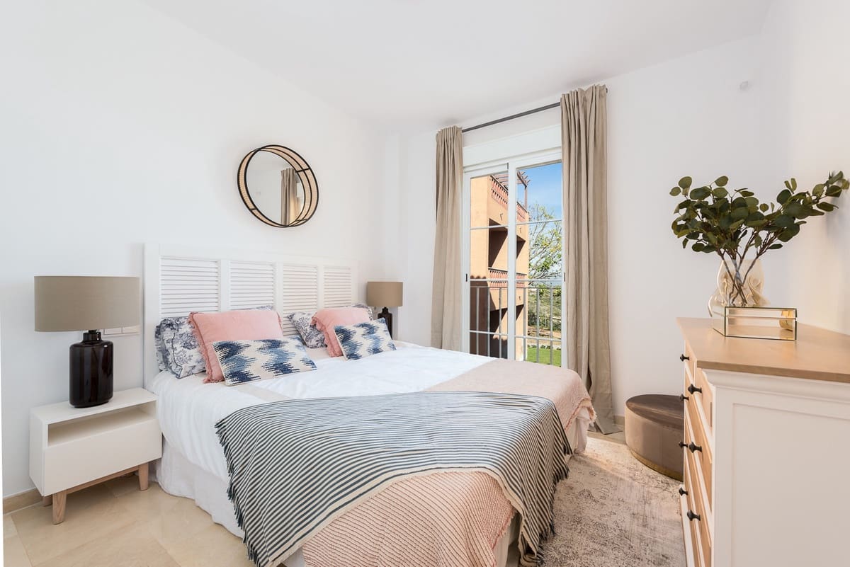 3 bedroom Penthouse for sale in Manilva with pool garage - € 347,900 (Ref: 6652768)