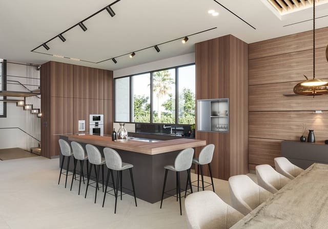 Chalet de 6 habitaciones en Puerto Banus, Marbella en venta con piscina garaje - 6.150.000 € (Ref: 6756497)