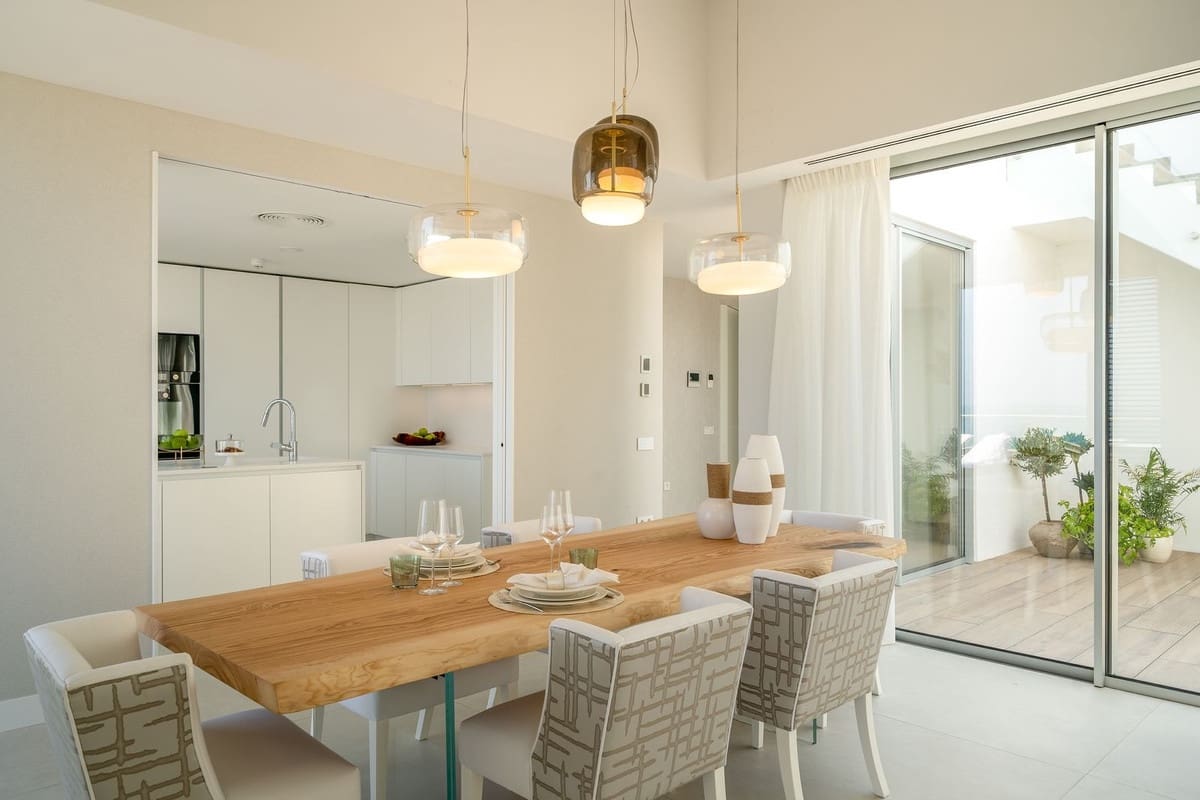 3 slaapkamer Halfvrijstaande villa te koop in Estepona met zwembad garage - € 1.950.000 (Ref: 6902315)