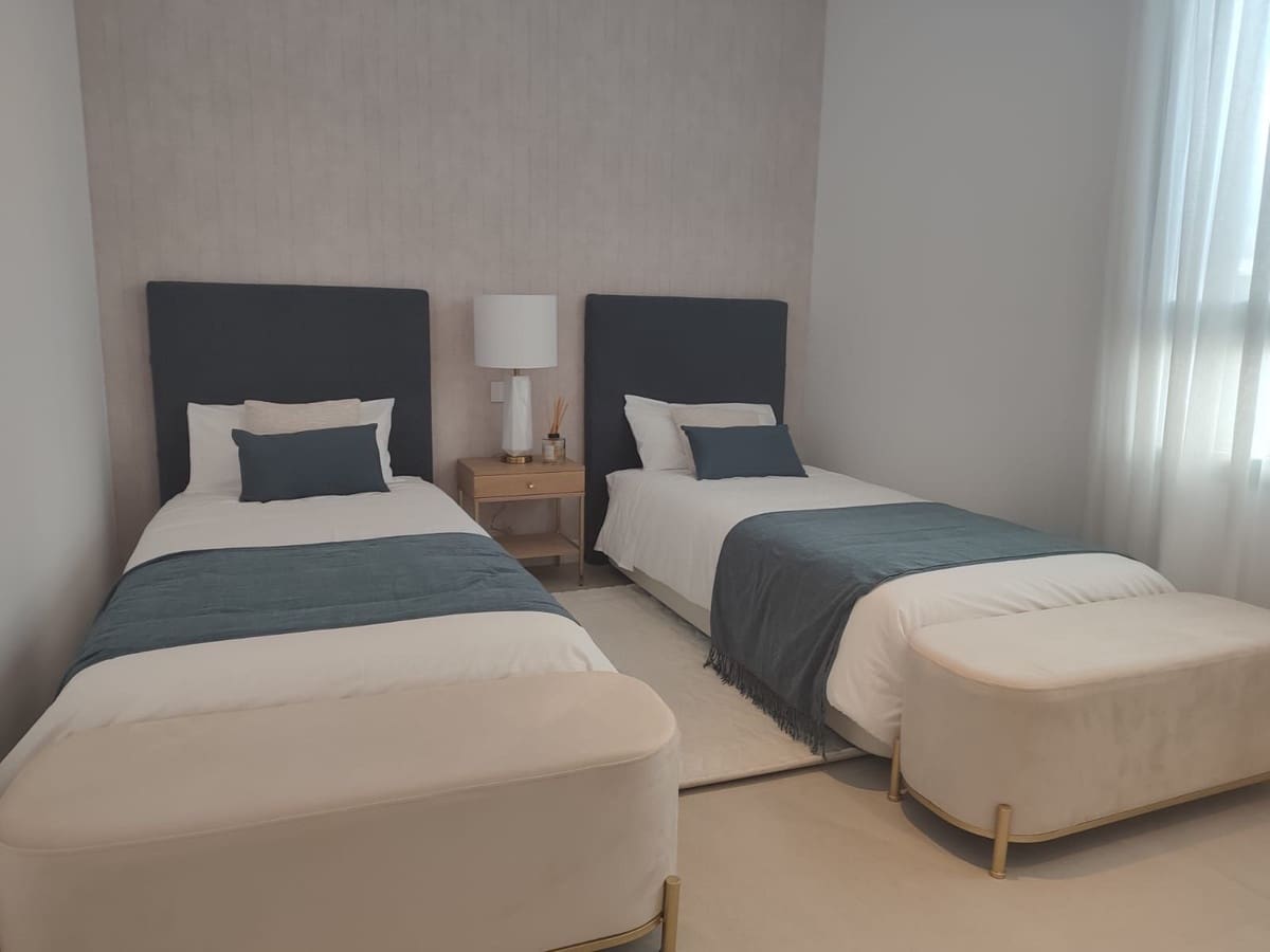 2 bedroom Penthouse for sale in Estepona with pool garage - € 730,000 (Ref: 6975240)