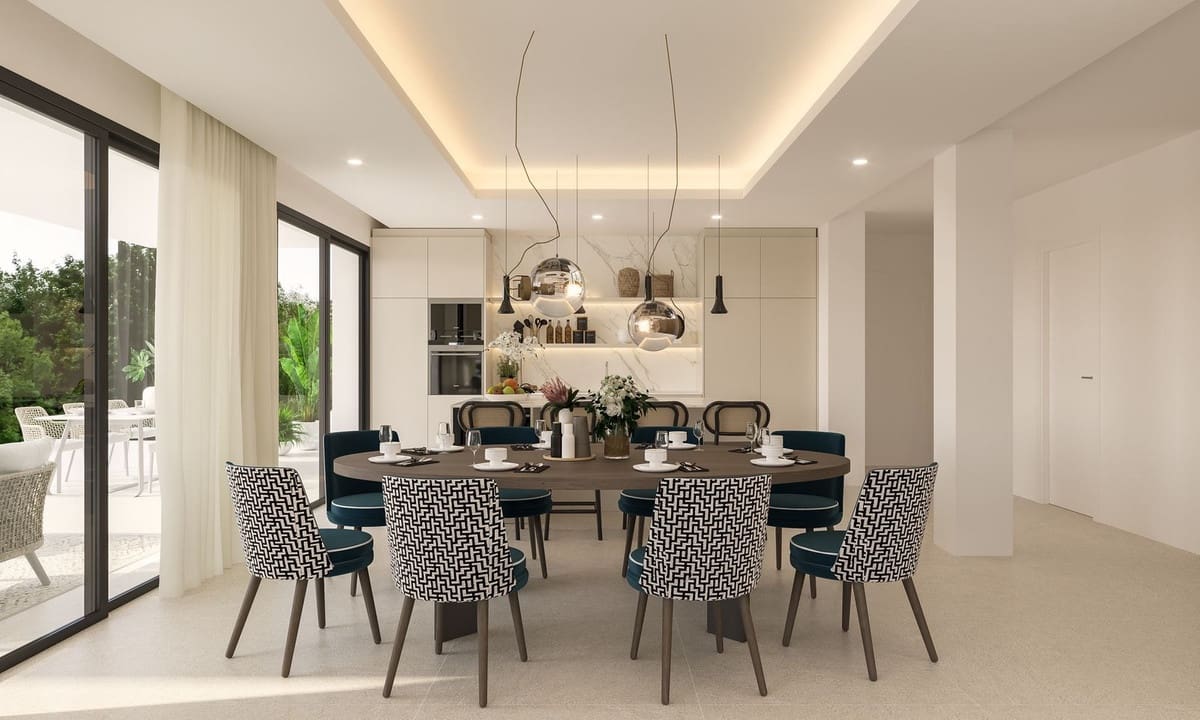 4 soveværelse Villa til salg i New Golden Mile med swimmingpool garage - € 2.395.000 (Ref: 7318562)