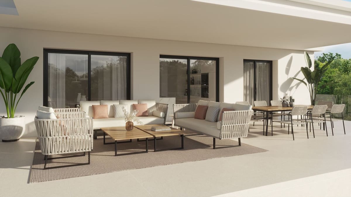 4 soveværelse Villa til salg i New Golden Mile med swimmingpool garage - € 2.395.000 (Ref: 7318562)