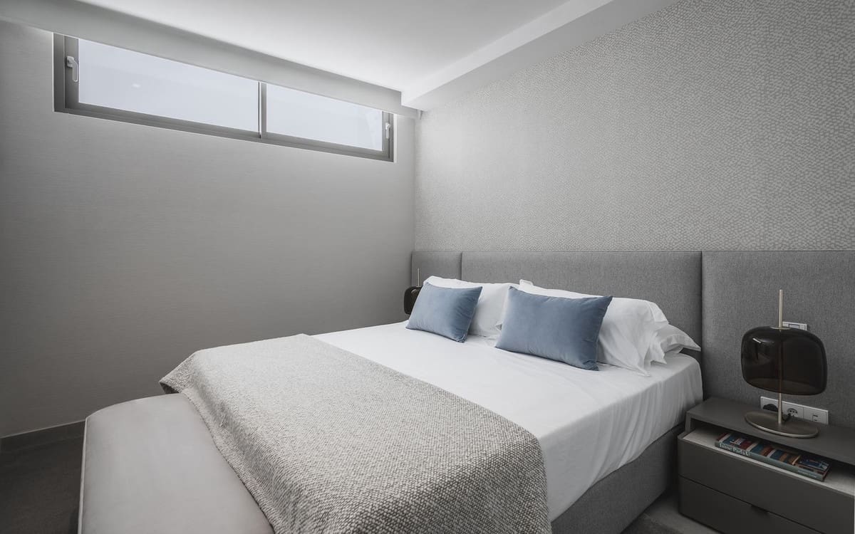 4 bedroom Villa for sale in Estepona with pool garage - € 2,775,000 (Ref: 7403501)