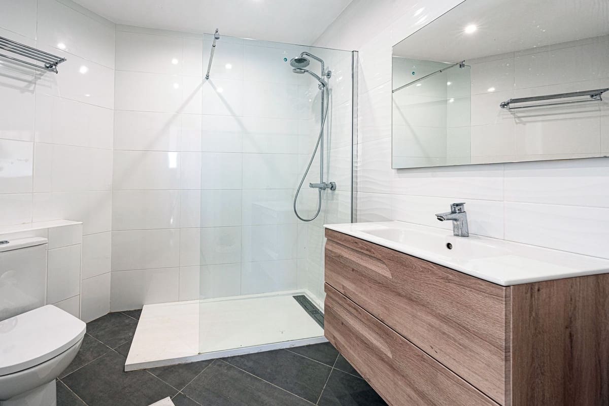 3 soverom Penthouse til salgs i Bahia de Casares med svømmebasseng garasje - € 795 000 (Ref: 8006672)