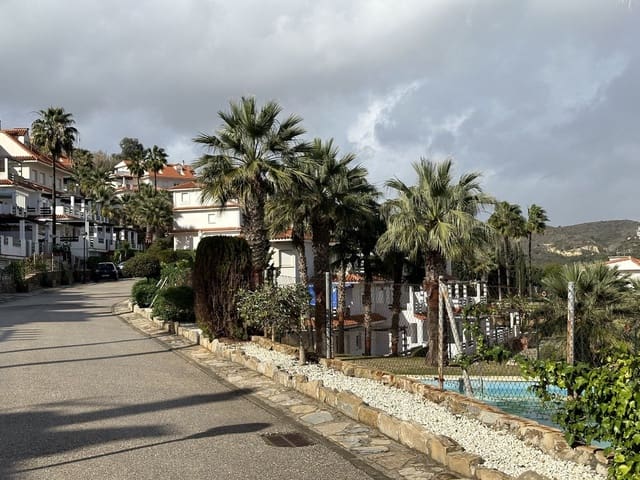 2 soverom Leilighet til salgs i Manilva med svømmebasseng - € 200 090 (Ref: 8053680)