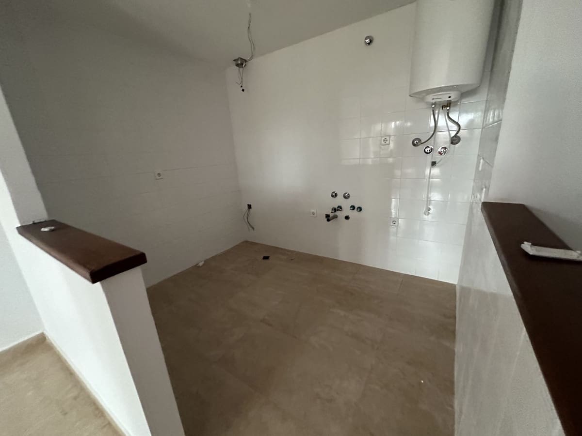 3 bedroom Apartment for sale in Manilva with pool - € 298,000 (Ref: 8053680)