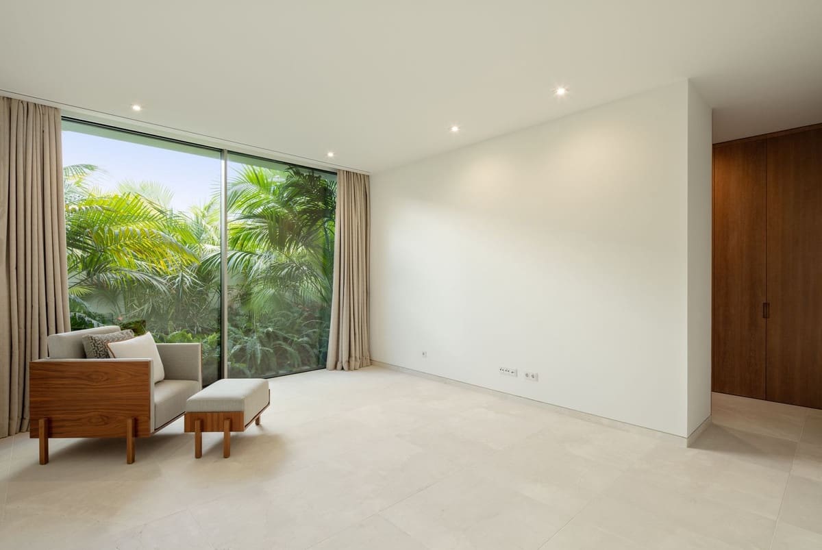 4 soverom Villa til salgs i Bahia de Casares med svømmebasseng garasje - € 5 160 000 (Ref: 8145986)