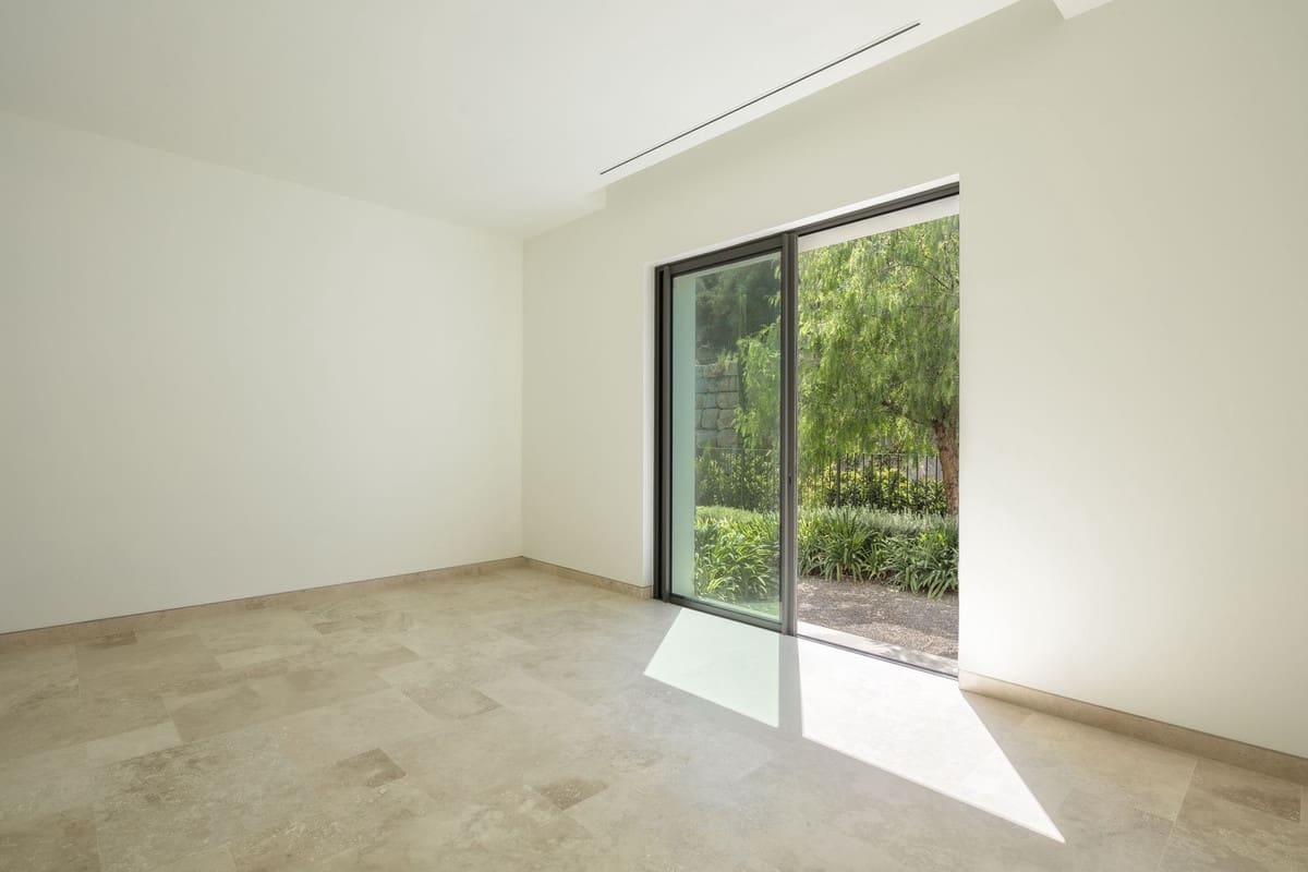 5 soveværelse Villa til salg i Bahia de Casares med swimmingpool garage - € 4.500.000 (Ref: 8145987)