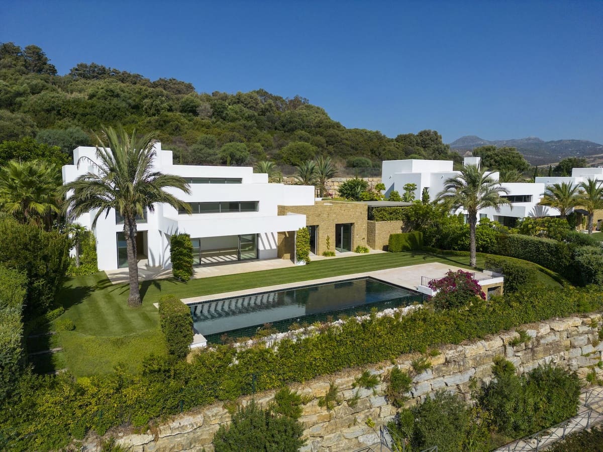 5 soveværelse Villa til salg i Bahia de Casares med swimmingpool garage - € 4.500.000 (Ref: 8145987)