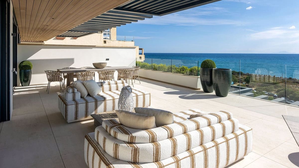 2 soveværelse Lejlighed til salg i Estepona med swimmingpool garage - € 2.380.000 (Ref: 8169935)