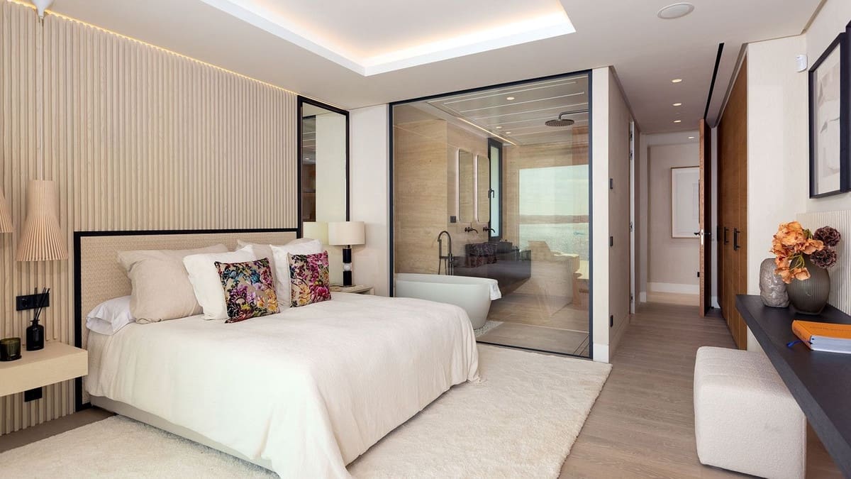 2 soveværelse Lejlighed til salg i Estepona med swimmingpool garage - € 2.380.000 (Ref: 8169935)