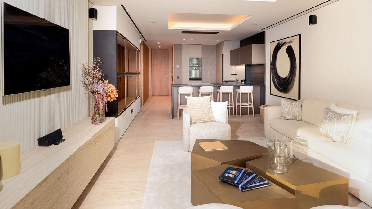 2 chambre Appartement à vendre à Estepona avec piscine garage - 2 380 000 € (Ref: 8169935)