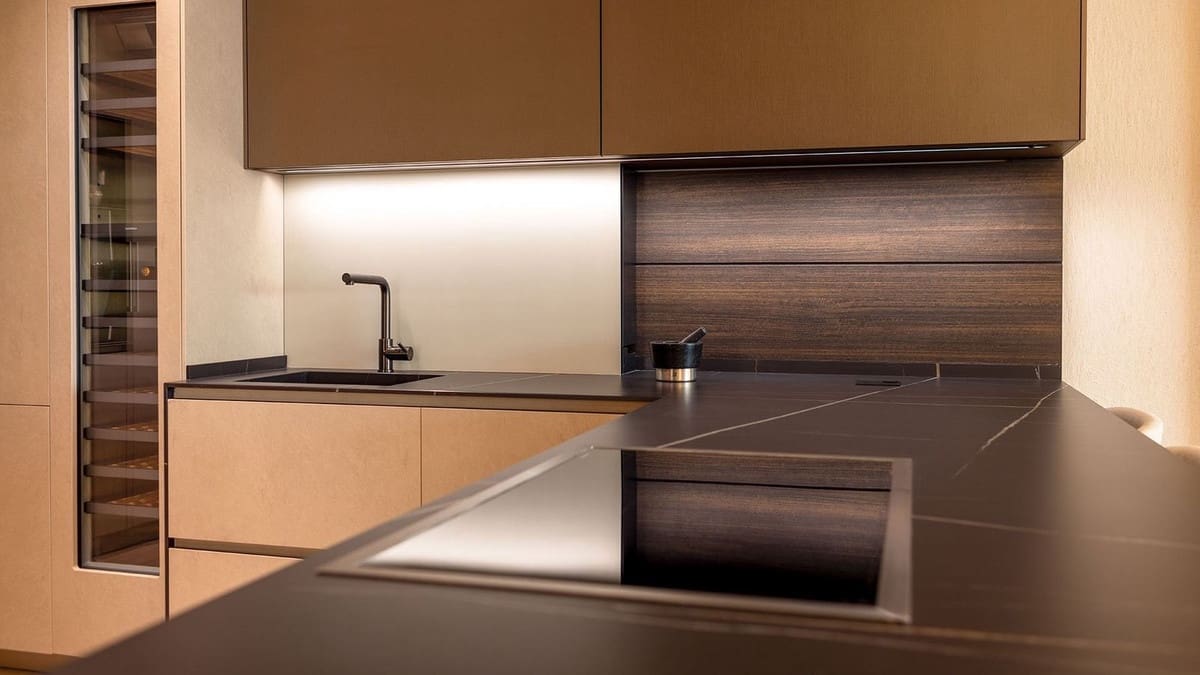 2 chambre Appartement à vendre à Estepona avec piscine garage - 2 380 000 € (Ref: 8169935)