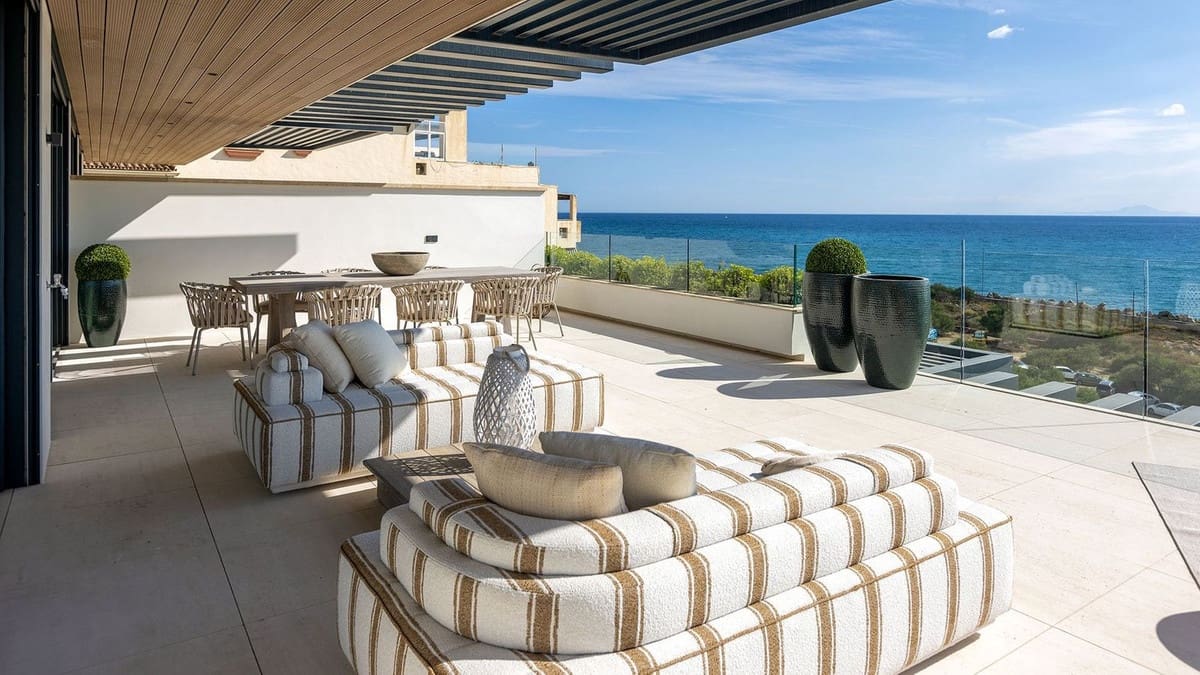 2 chambre Appartement à vendre à Estepona avec piscine garage - 2 380 000 € (Ref: 8169935)