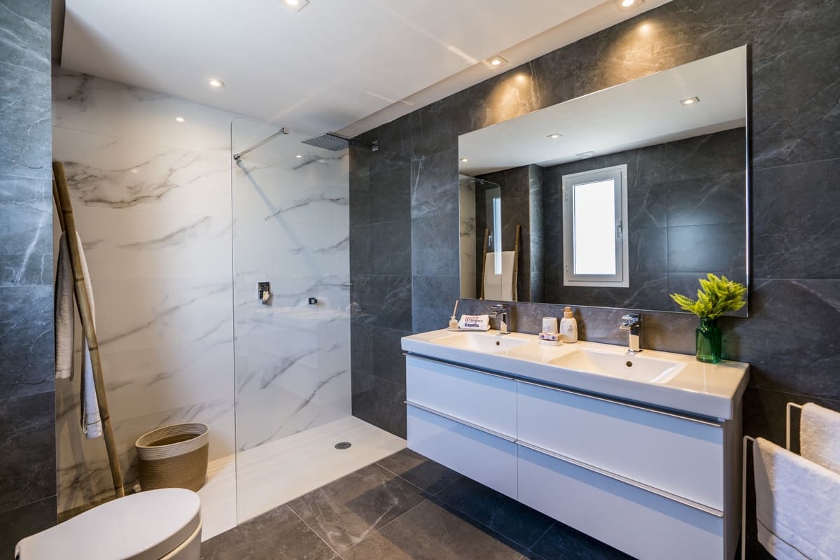 3 slaapkamer Appartement te koop in Sotogrande met zwembad garage - € 640.000 (Ref: 8211192)