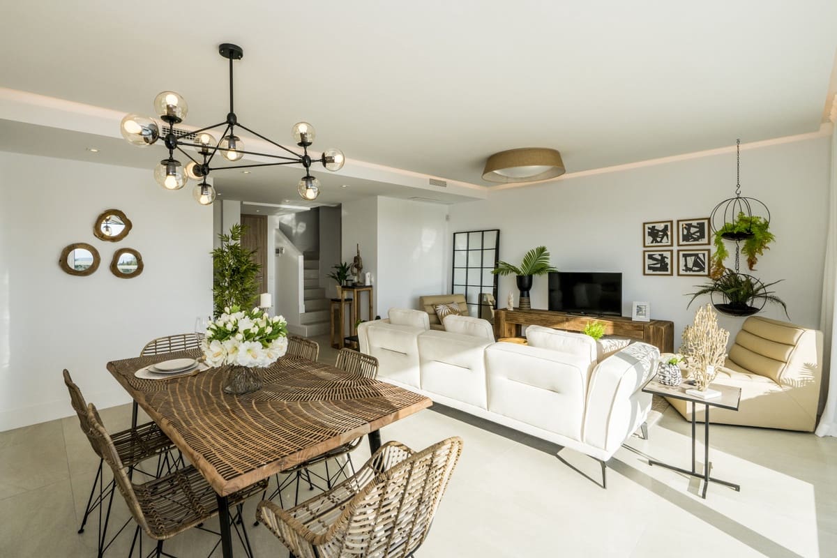 Apartamento de 3 habitaciones en Sotogrande en venta con piscina garaje - 640.000 € (Ref: 8211192)