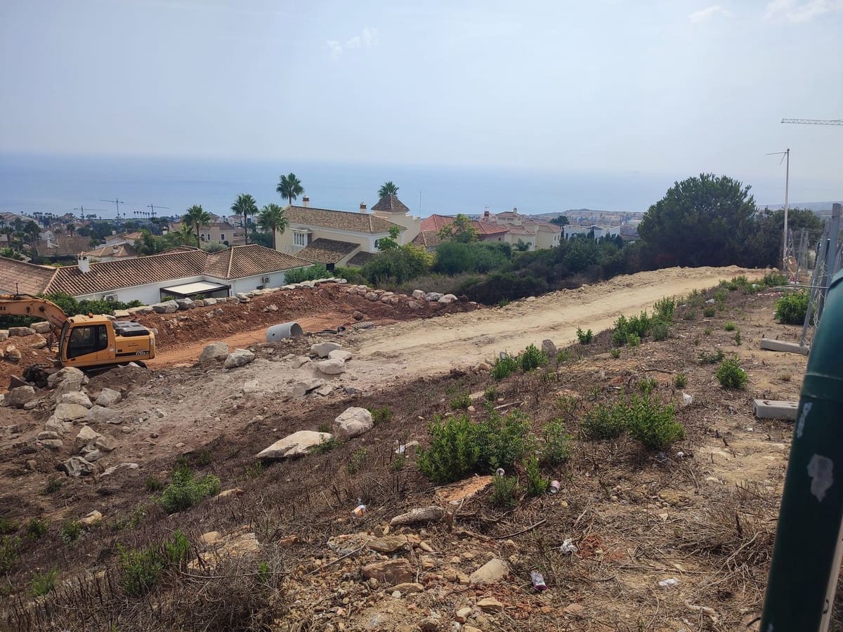 7 soveværelse Villa til salg i La Alcaidesa med swimmingpool garage - € 4.500.000 (Ref: 8338667)