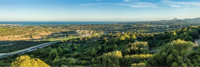 6 quarto Moradia para venda em Sotogrande, San Roque com piscina garagem - 8 400 000 € (Ref: 8395938)