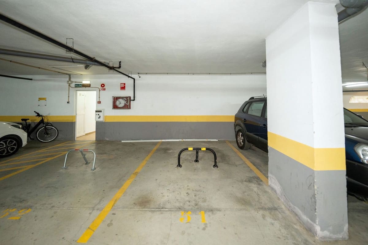 2 sypialnia Apartament na sprzedaż w Estepona z basenem garażem - 349 000 € (Ref: 8506834)