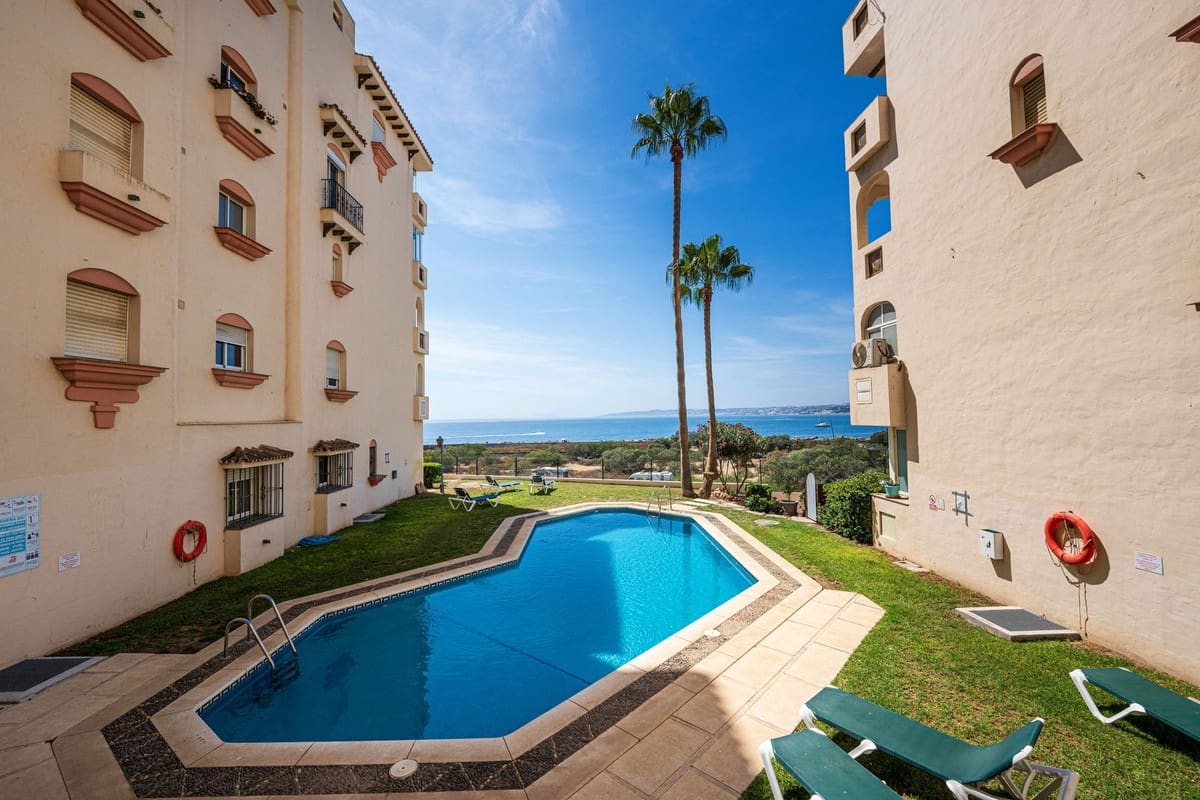 2 sypialnia Apartament na sprzedaż w Estepona z basenem garażem - 349 000 € (Ref: 8506834)