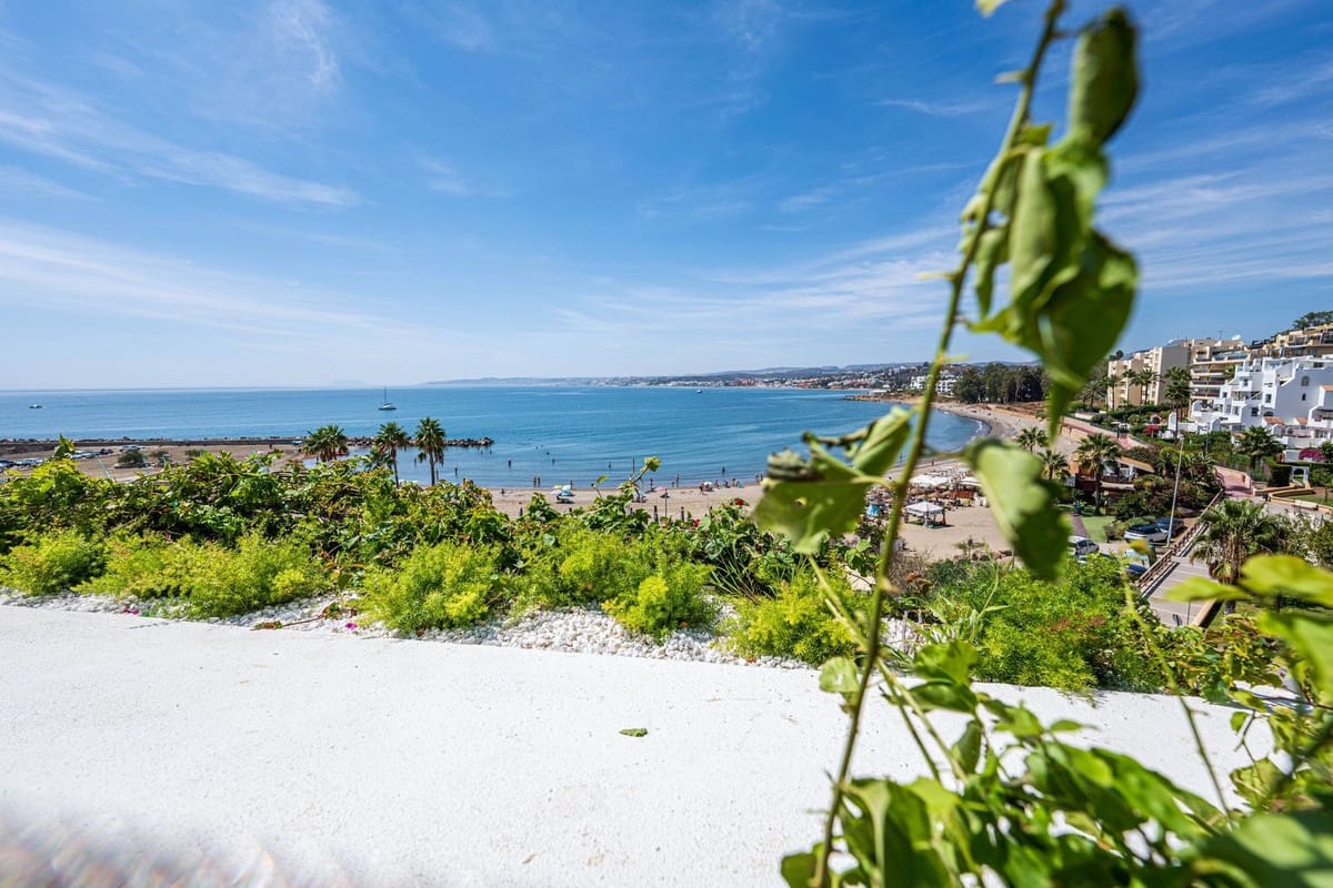 2 sypialnia Apartament na sprzedaż w Estepona z basenem garażem - 349 000 € (Ref: 8506834)