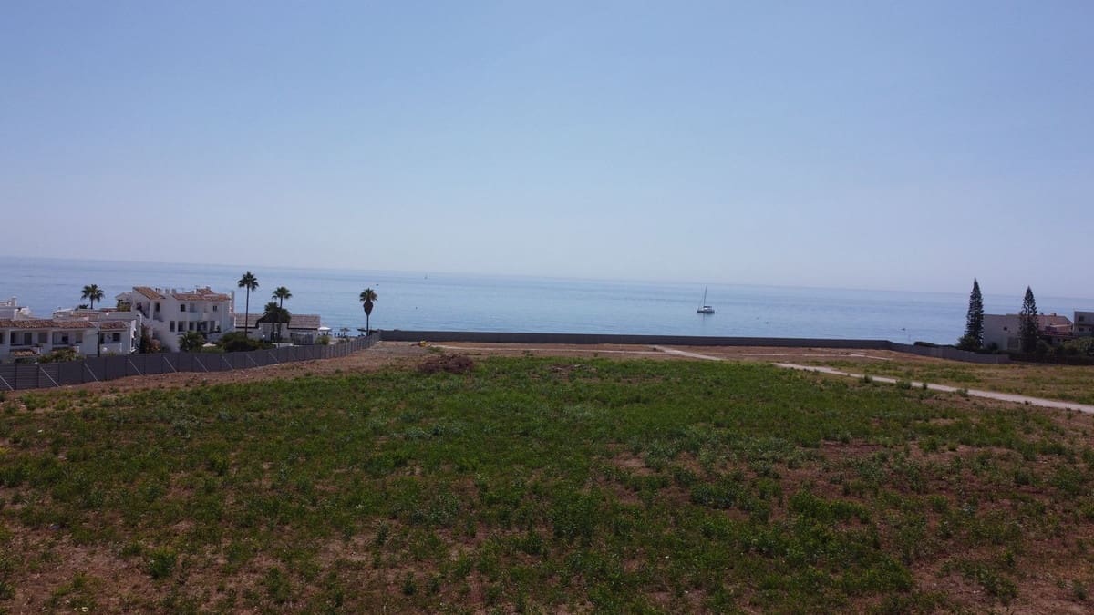 3 camera da letto Attico in vendita in Manilva con piscina garage - 1.825.000 € (Rif: 8541642)