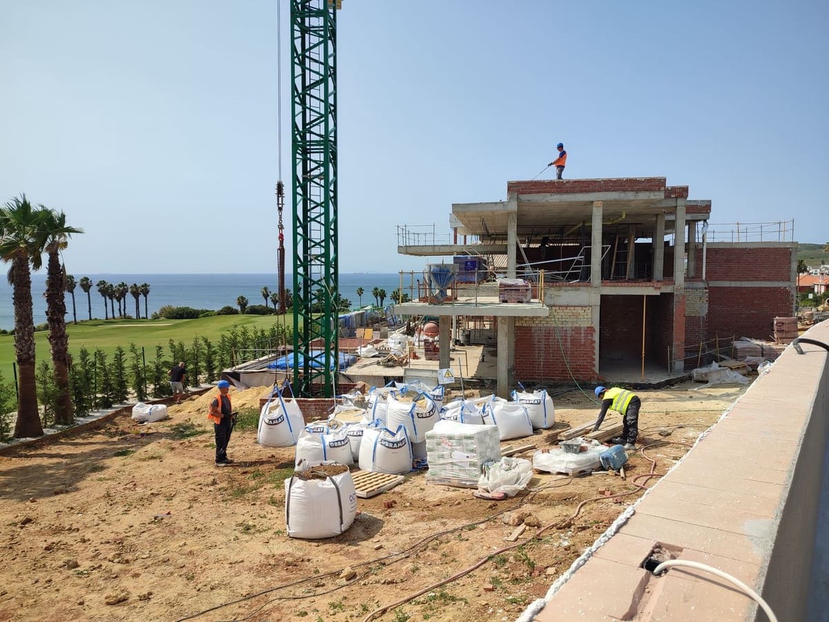 6 soveværelse Villa til salg i La Alcaidesa med swimmingpool - € 9.900.000 (Ref: 8548348)