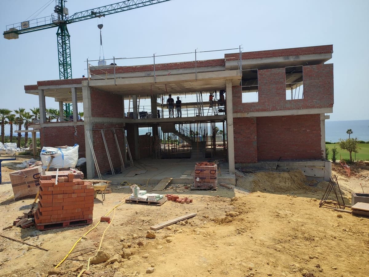 6 soveværelse Villa til salg i La Alcaidesa med swimmingpool - € 9.900.000 (Ref: 8548348)