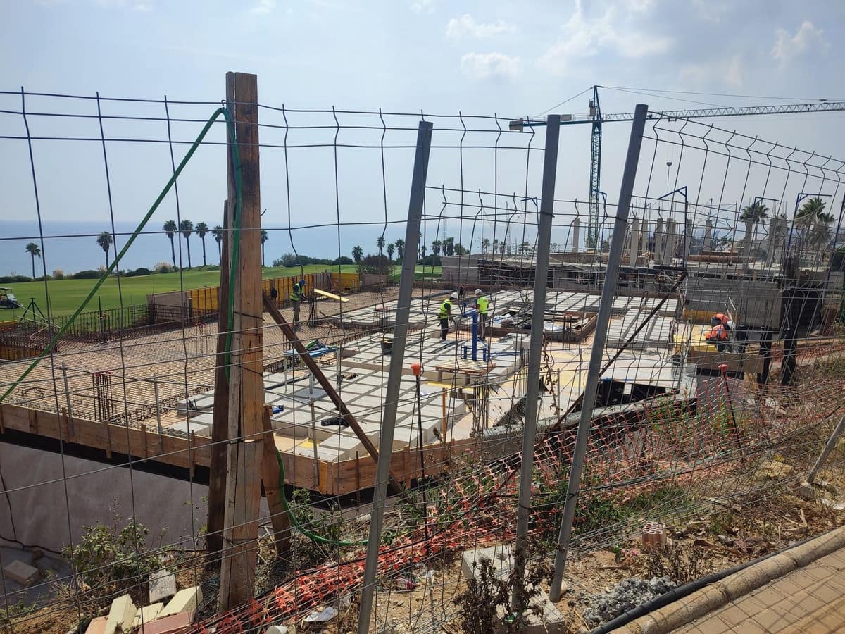 6 soveværelse Villa til salg i La Alcaidesa med swimmingpool - € 9.900.000 (Ref: 8548348)