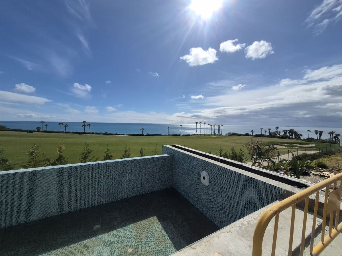 6 chambre Villa/Maison à vendre à La Alcaidesa avec piscine - 9 900 000 € (Ref: 8548348)