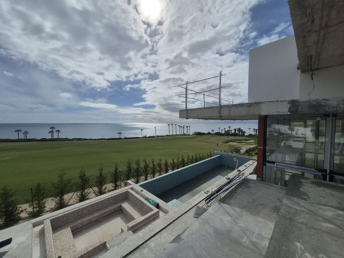 6 chambre Villa/Maison à vendre à La Alcaidesa avec piscine - 9 900 000 € (Ref: 8548348)