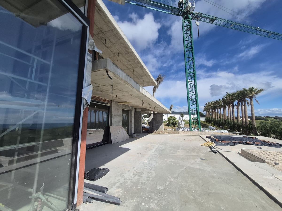 6 chambre Villa/Maison à vendre à La Alcaidesa avec piscine - 9 900 000 € (Ref: 8548348)