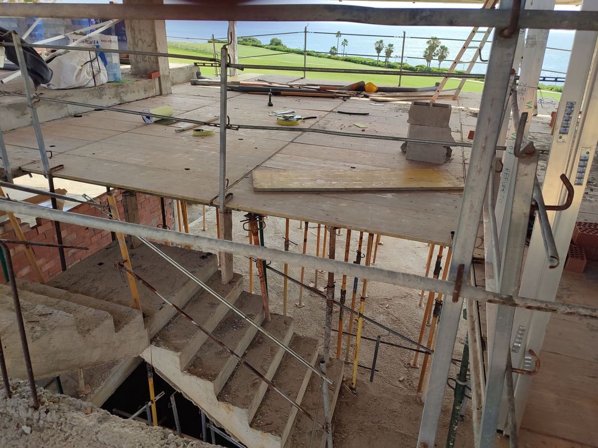 6 chambre Villa/Maison à vendre à La Alcaidesa avec piscine - 9 900 000 € (Ref: 8548348)