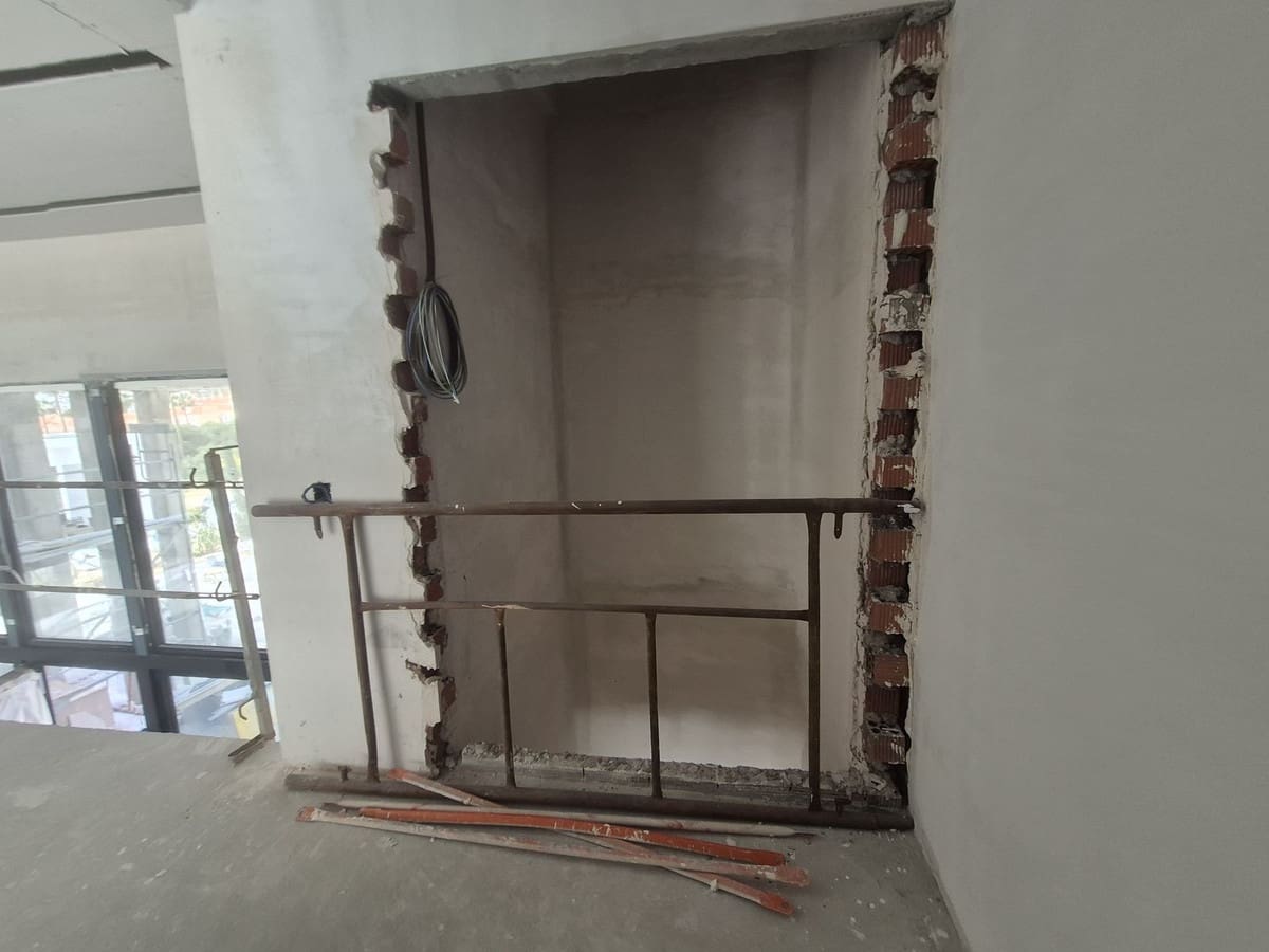 6 soverom Villa til salgs i La Alcaidesa med svømmebasseng - € 9 900 000 (Ref: 8548348)