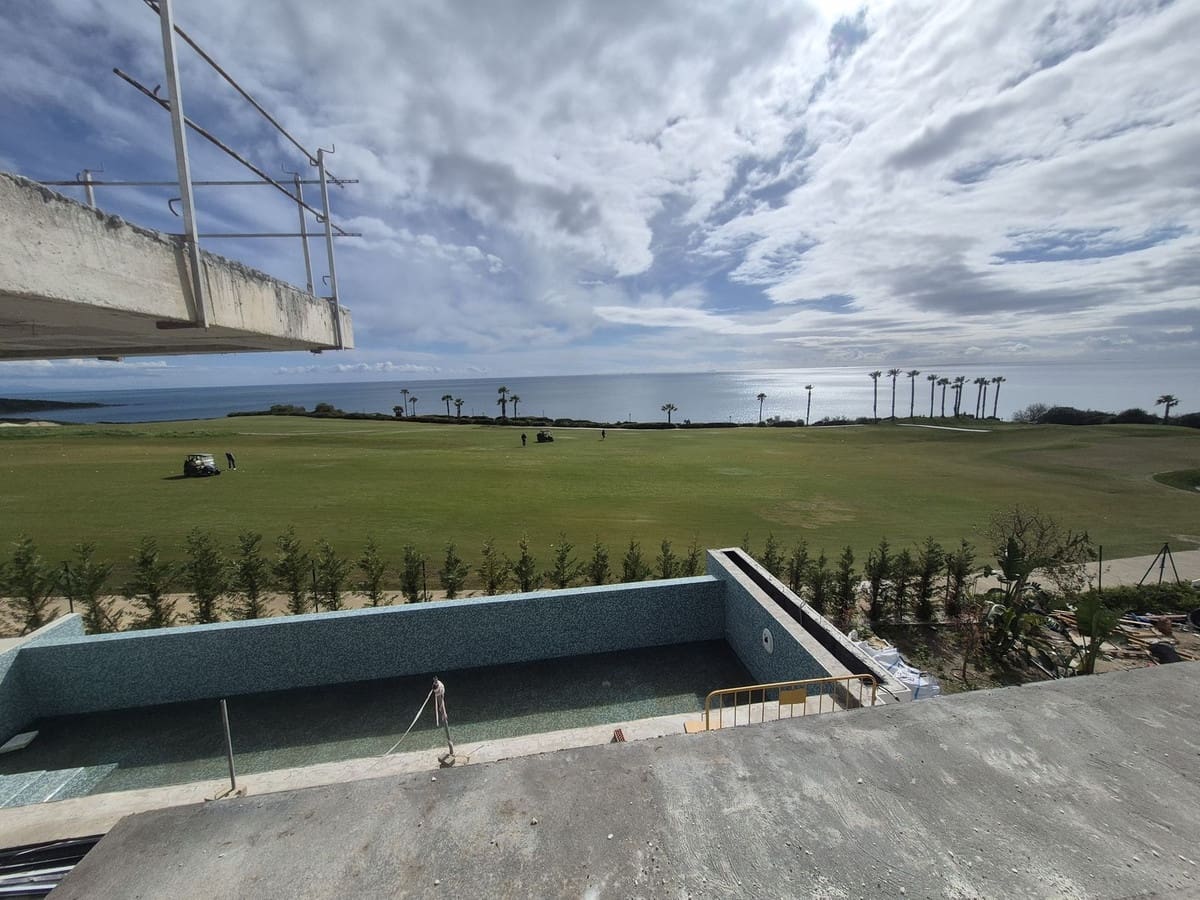 6 soverom Villa til salgs i La Alcaidesa med svømmebasseng - € 9 900 000 (Ref: 8548348)