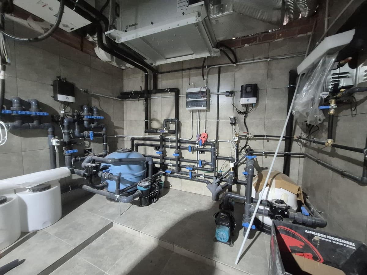 6 soverom Villa til salgs i La Alcaidesa med svømmebasseng - € 9 900 000 (Ref: 8548348)