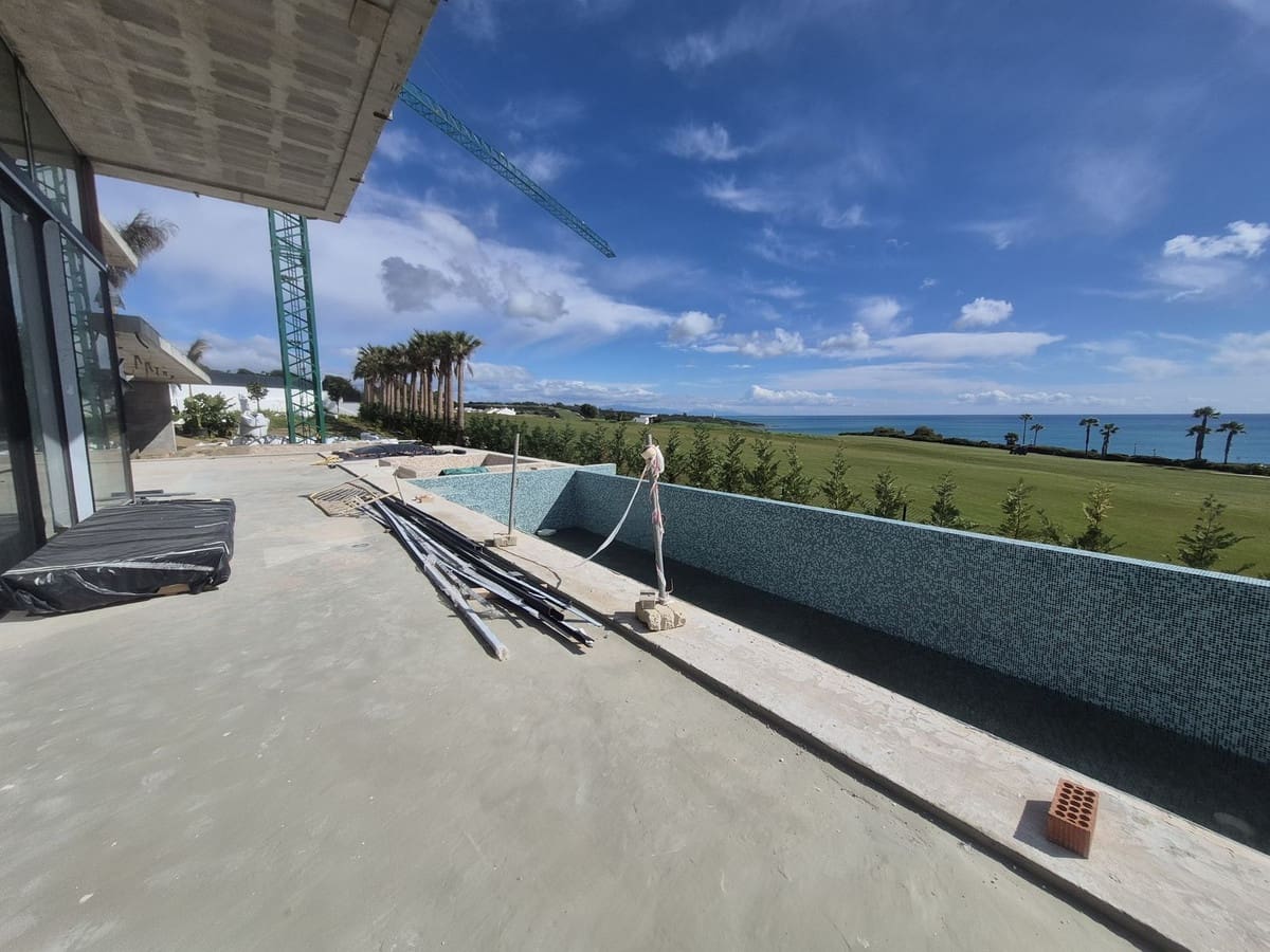 6 soverom Villa til salgs i La Alcaidesa med svømmebasseng - € 9 900 000 (Ref: 8548348)