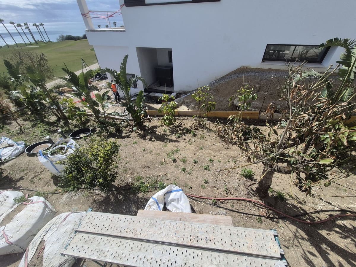 6 soverom Villa til salgs i La Alcaidesa med svømmebasseng - € 9 900 000 (Ref: 8548348)