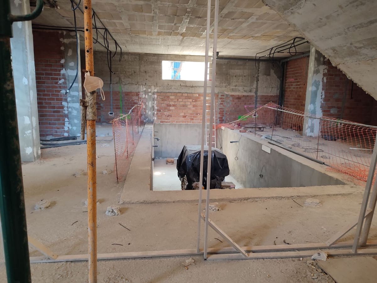 6 soverom Villa til salgs i La Alcaidesa med svømmebasseng - € 9 900 000 (Ref: 8548348)