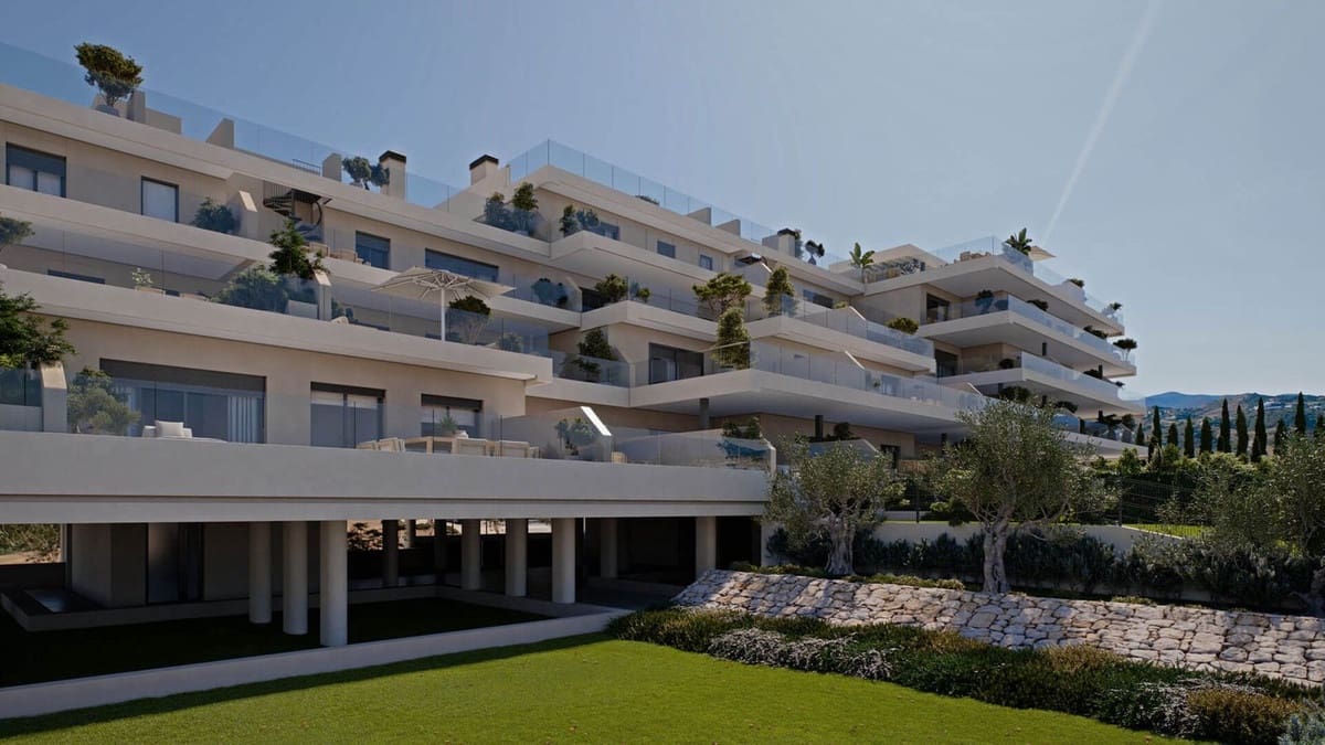 3 Zimmer Apartment zu verkaufen in Estepona mit Pool Garage - 600.000 € (Ref: 8625640)