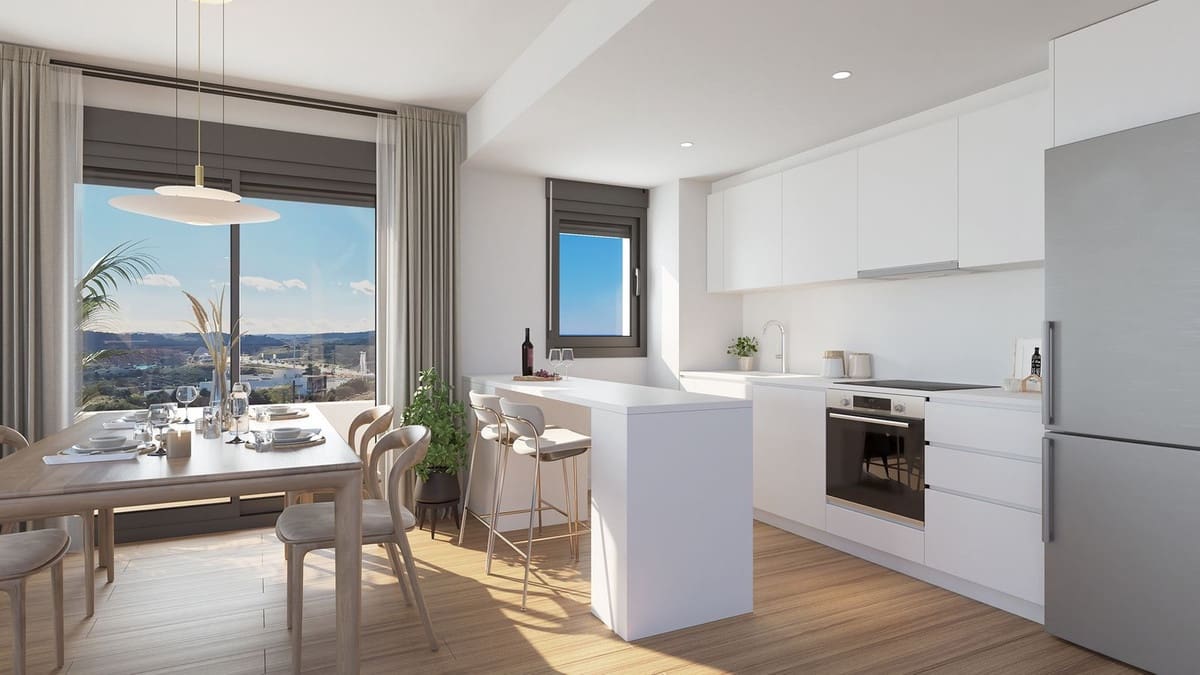 2 bedroom Apartment for sale in Estepona with pool garage - € 450,000 (Ref: 8644118)